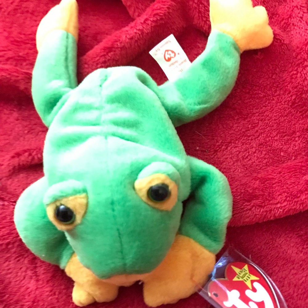 TY BEANIE BABIES (SMOOCHY)